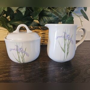 Vintage Corelle Coordinates Shadow Iris Sugar Bowl w/Lid & Creamer Set - NICE!